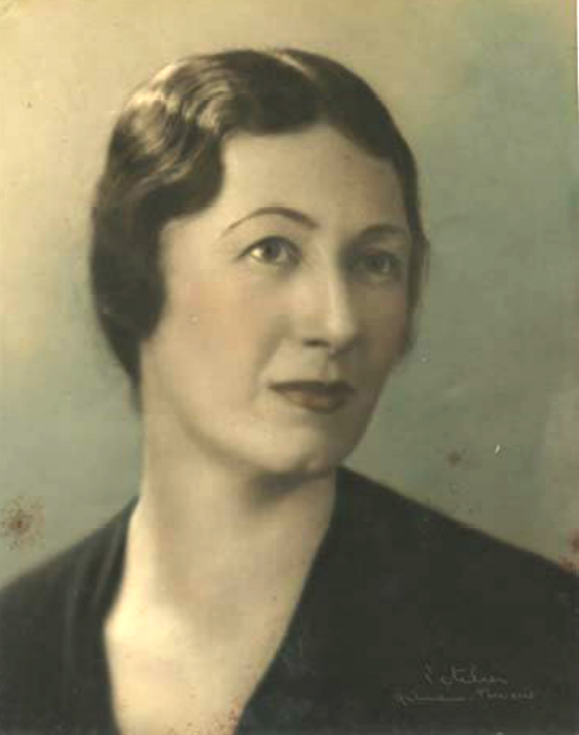 Photo of photos/Inger McLennan 1901-1989 portrait